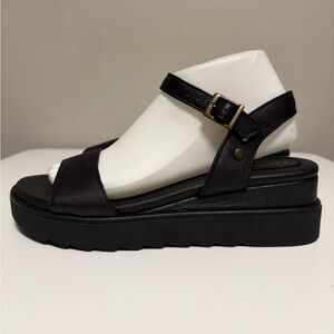Patina By Portland Leather Black Leather Soho Wedge Sandals Women’s US 9.5